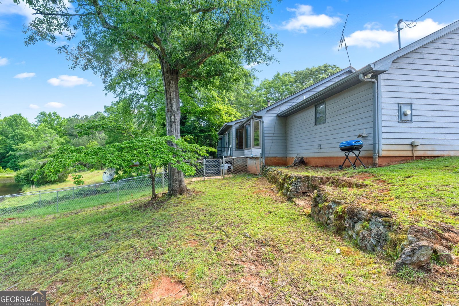 600 Rock Quarry Road Yatesville - 11
