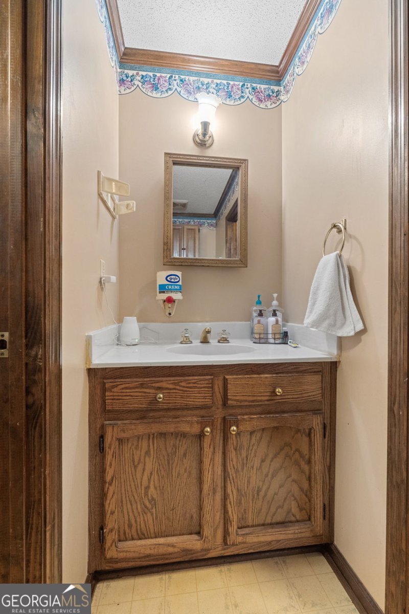 600 Rock Quarry Road Yatesville - 3