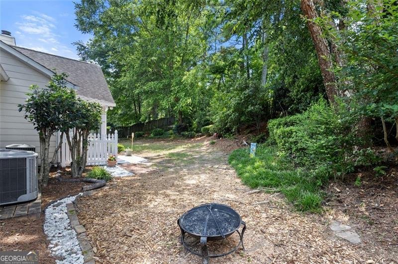 1082 SUNNY GLENN Court Lawrenceville - 31