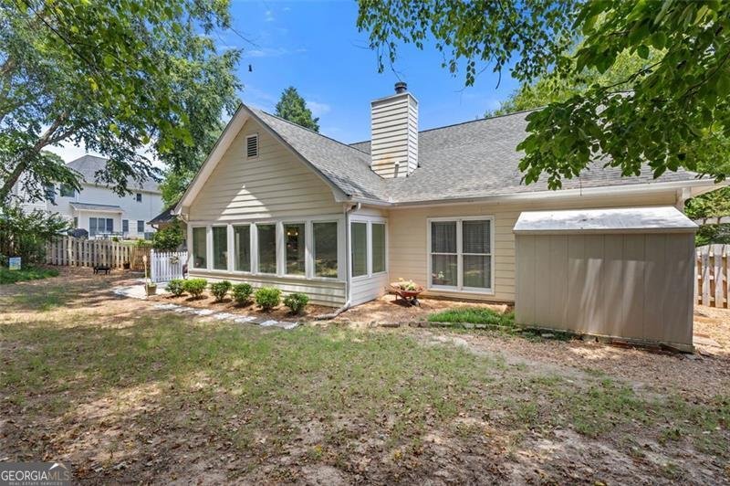 1082 SUNNY GLENN Court Lawrenceville - 33