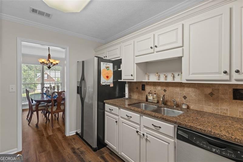 1082 SUNNY GLENN Court Lawrenceville - 7