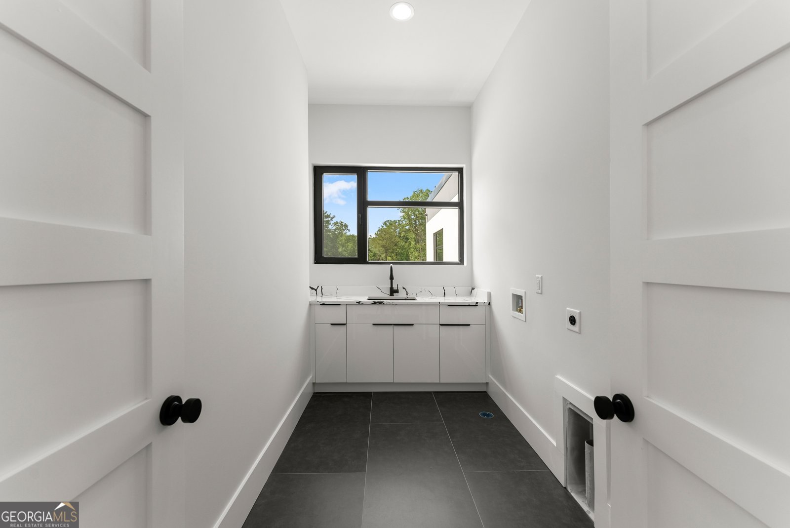 1678 Thomas Drive Hoschton - 36