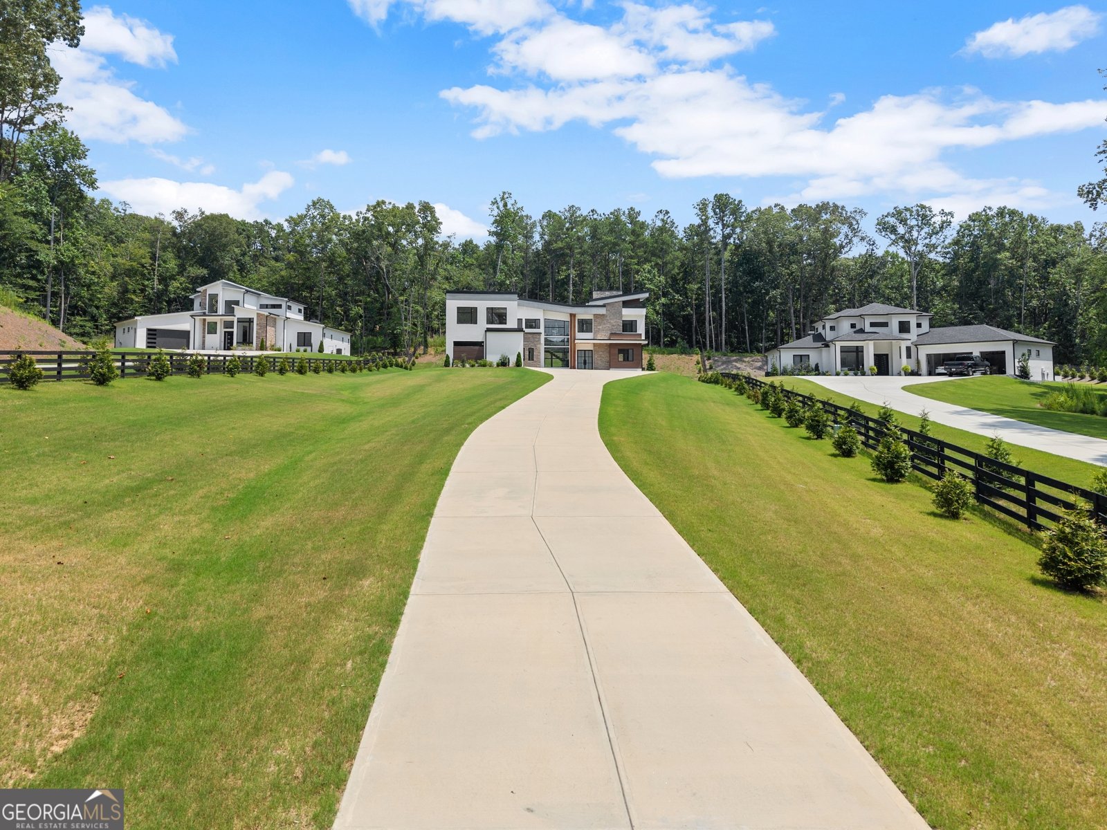 1678 Thomas Drive Hoschton - 60