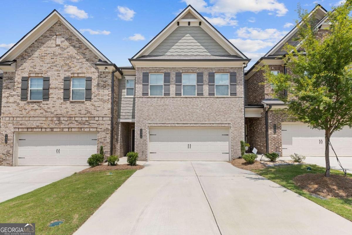 2904 Weyhill Trail Buford - 1