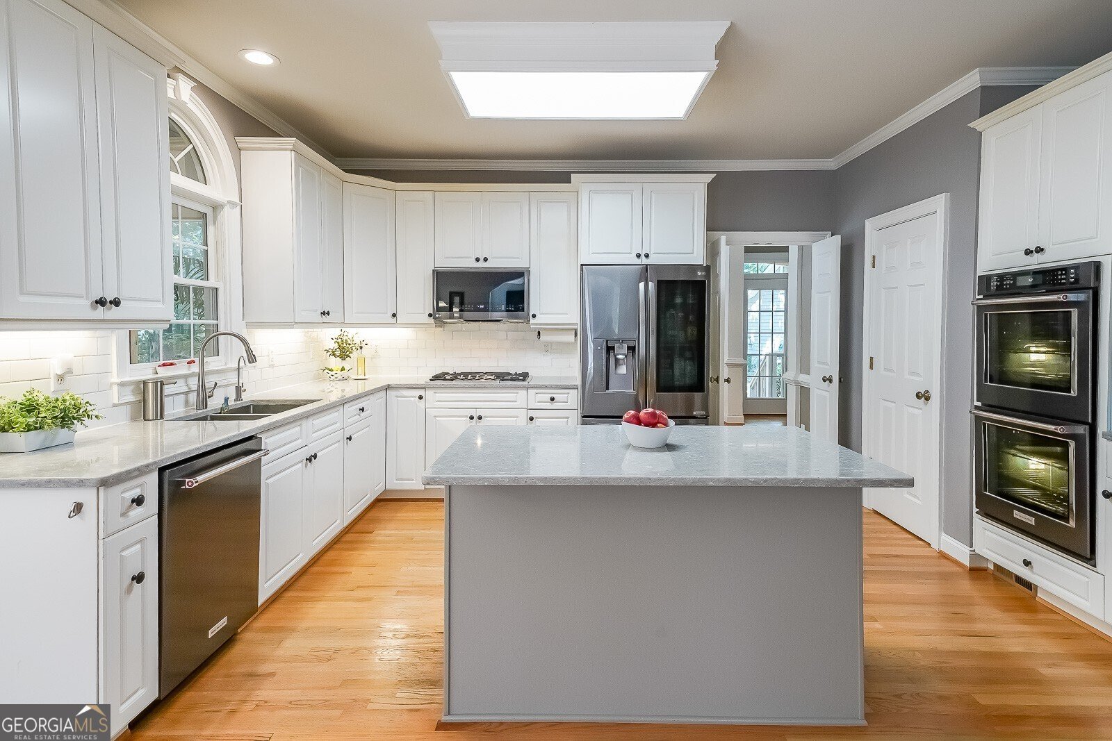 4954 Oak Cliff Court Powder Springs - 3