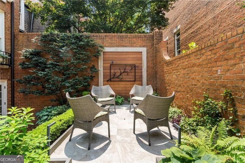 2615 Peachtree Road Atlanta - 10