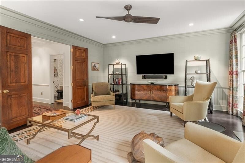 2615 Peachtree Road Atlanta - 25