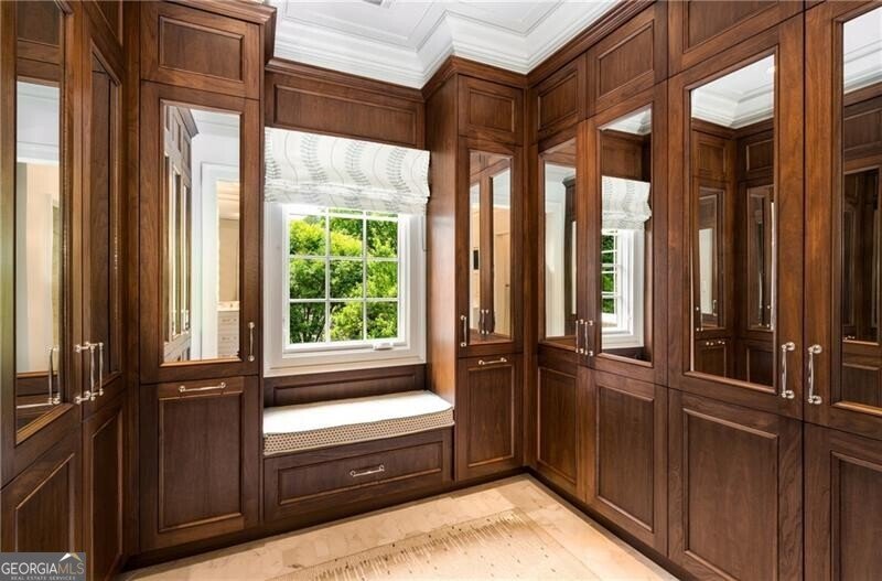 2615 Peachtree Road Atlanta - 35