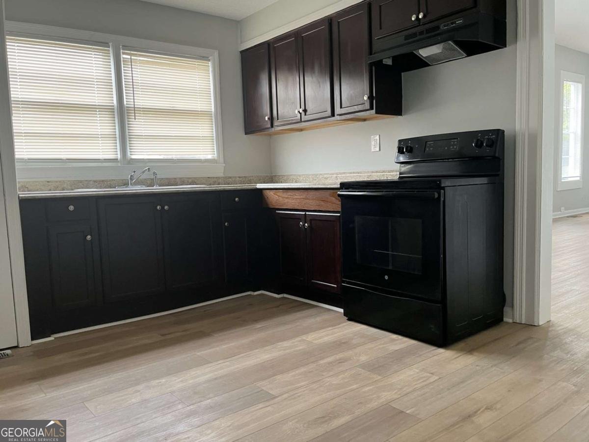 915 Lake Avenue Griffin - 6