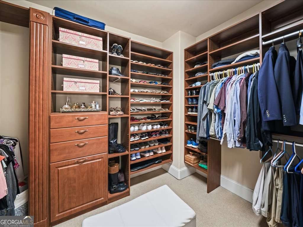 1105 Charles Towne Square Sandy Springs - 33