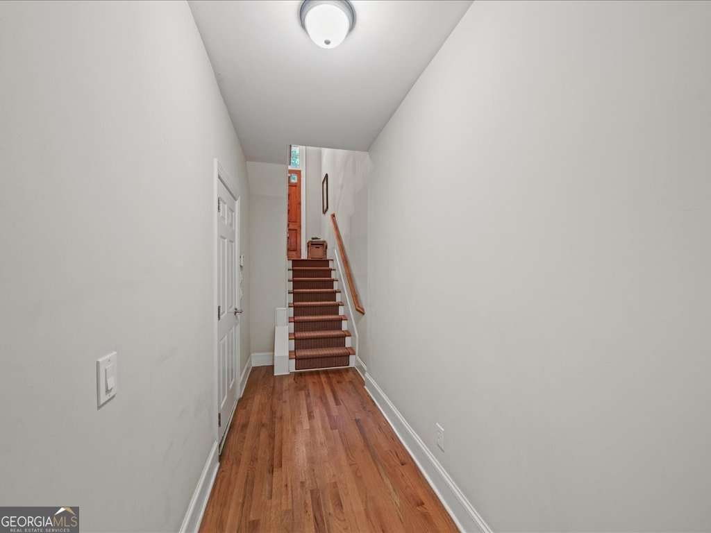 1105 Charles Towne Square Sandy Springs - 35