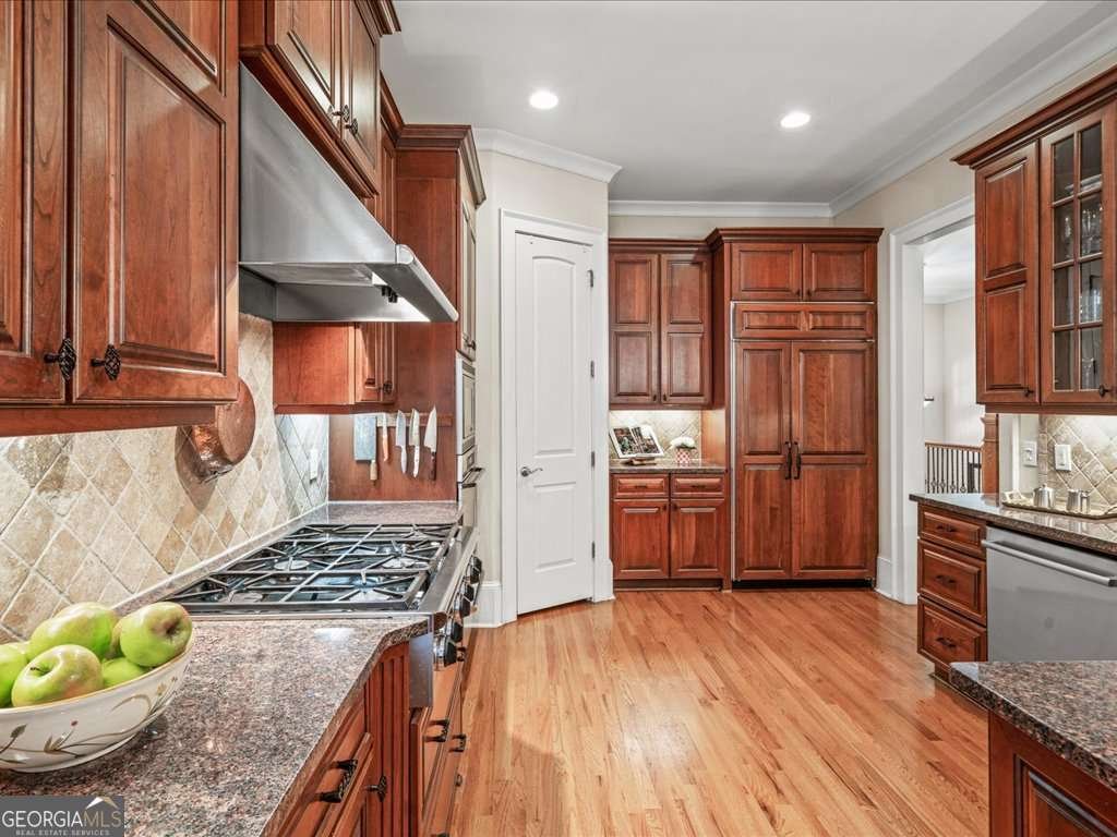 1105 Charles Towne Square Sandy Springs - 6