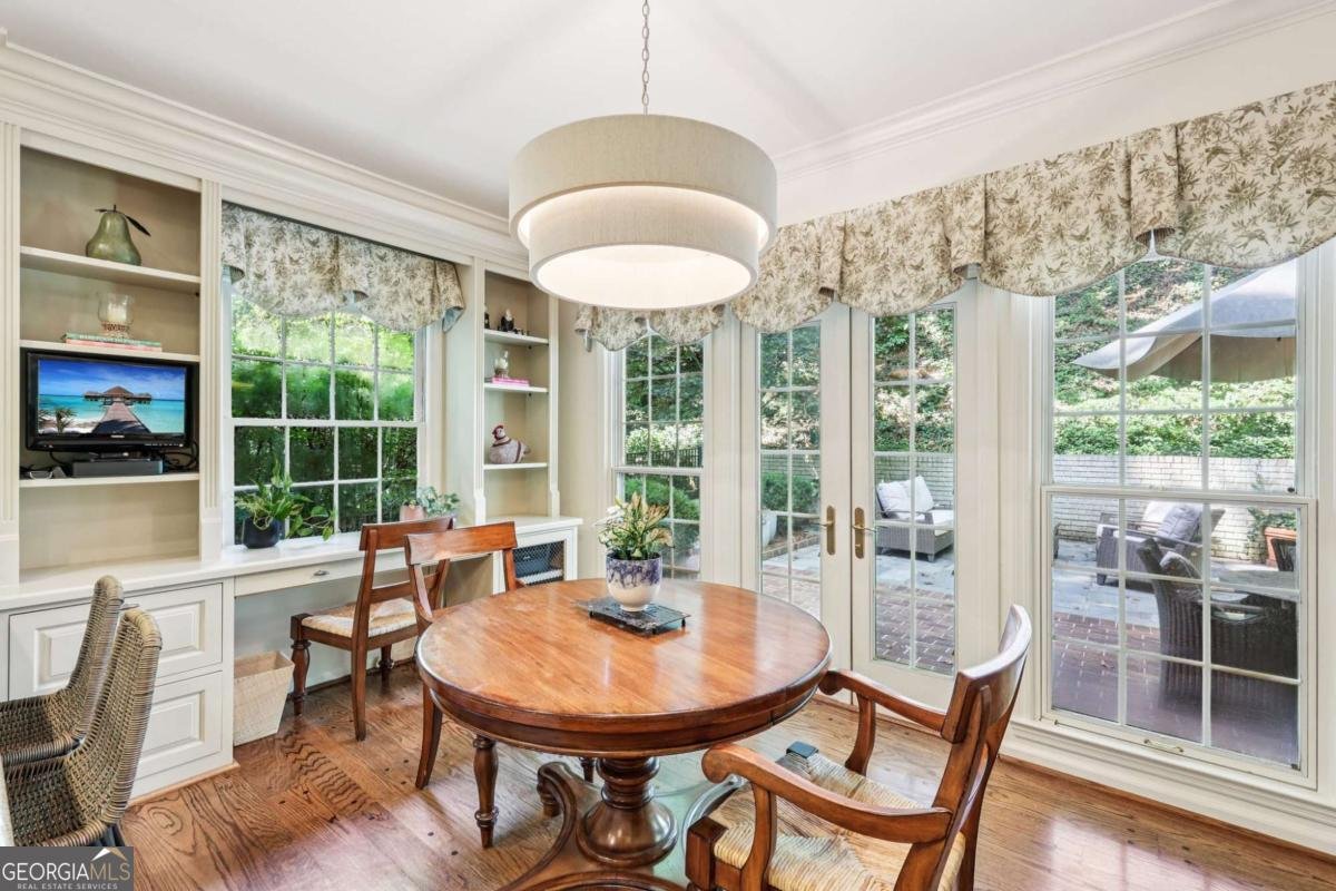 1382 Wesley Road Atlanta - 20