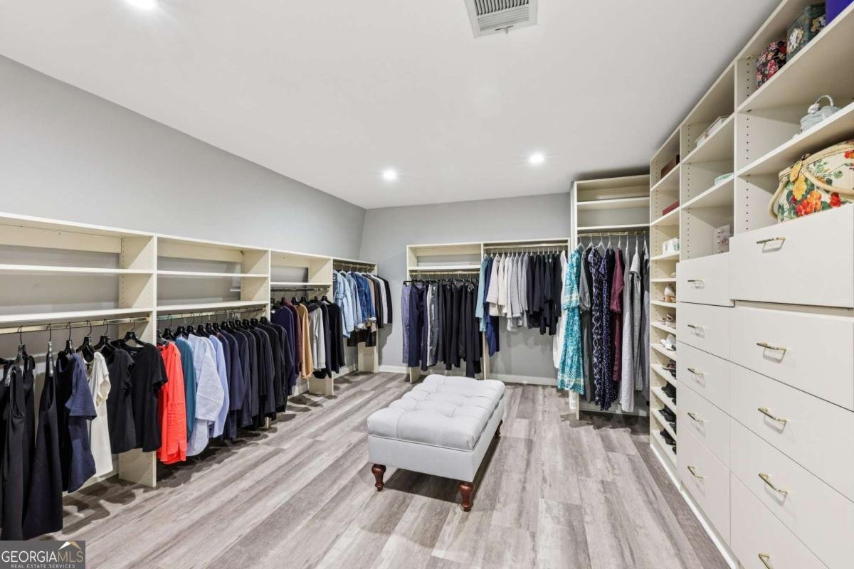 1382 Wesley Road Atlanta - 40
