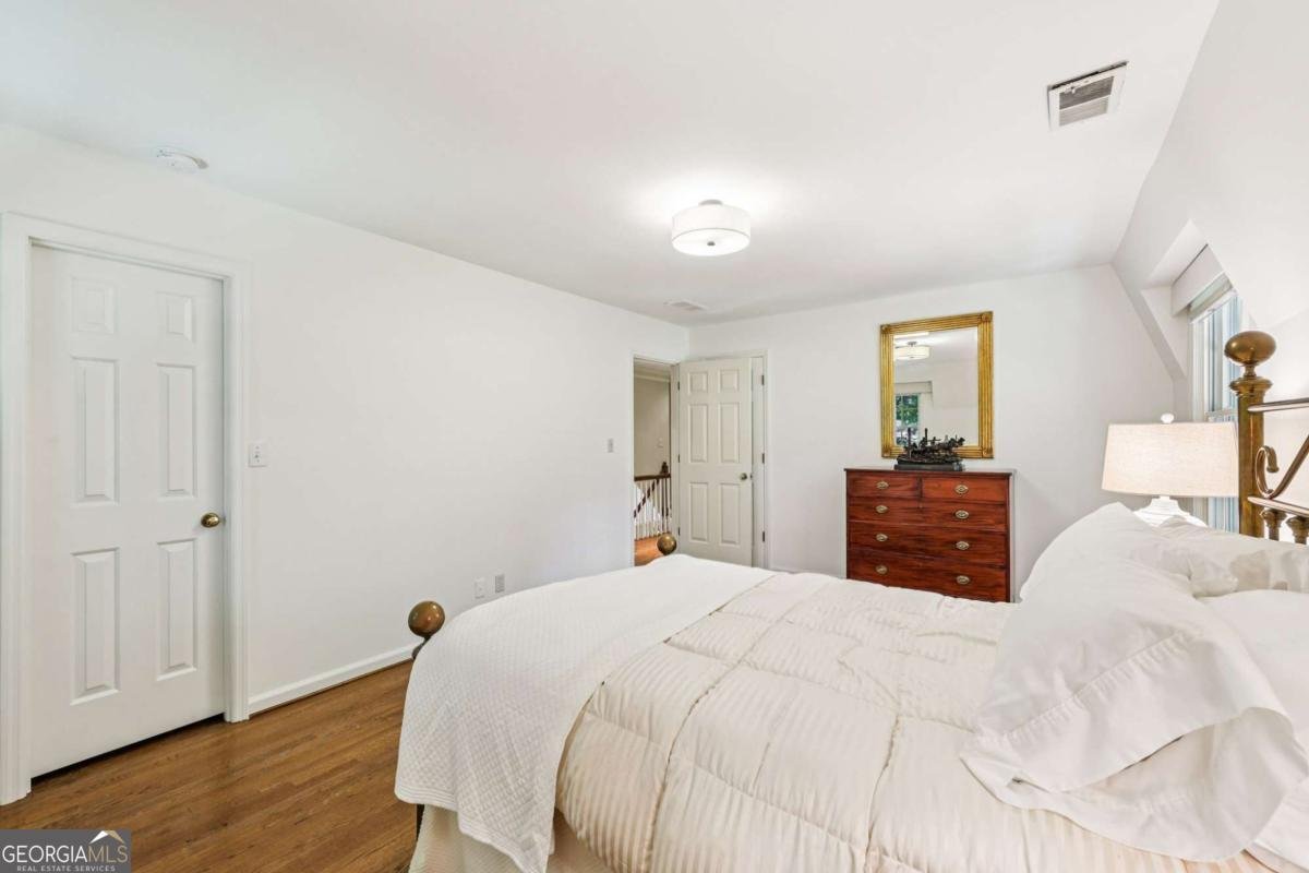 1382 Wesley Road Atlanta - 44