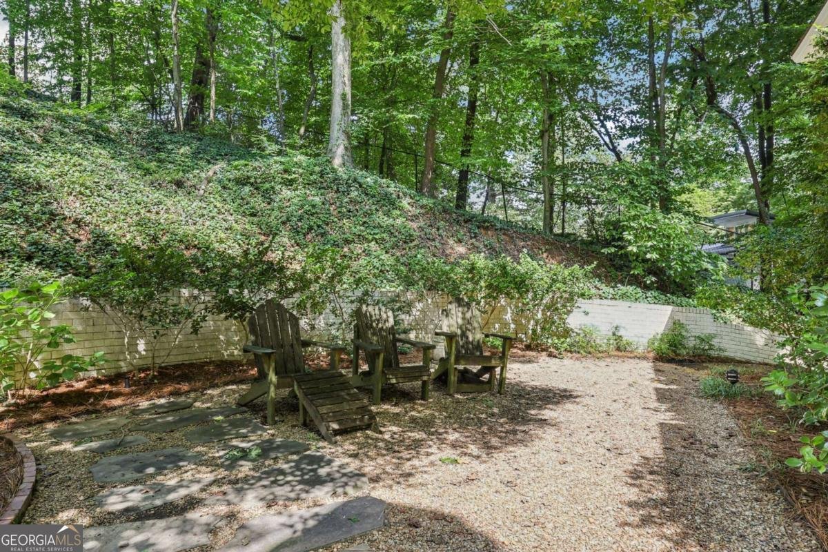 1382 Wesley Road Atlanta - 5