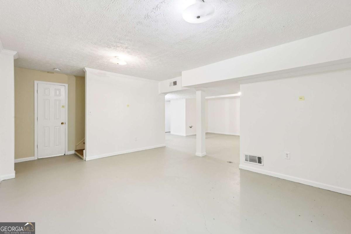 1382 Wesley Road Atlanta - 57