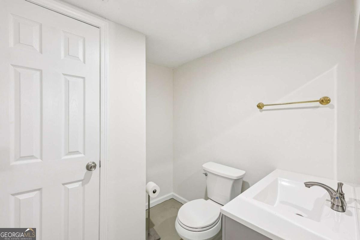 1382 Wesley Road Atlanta - 60
