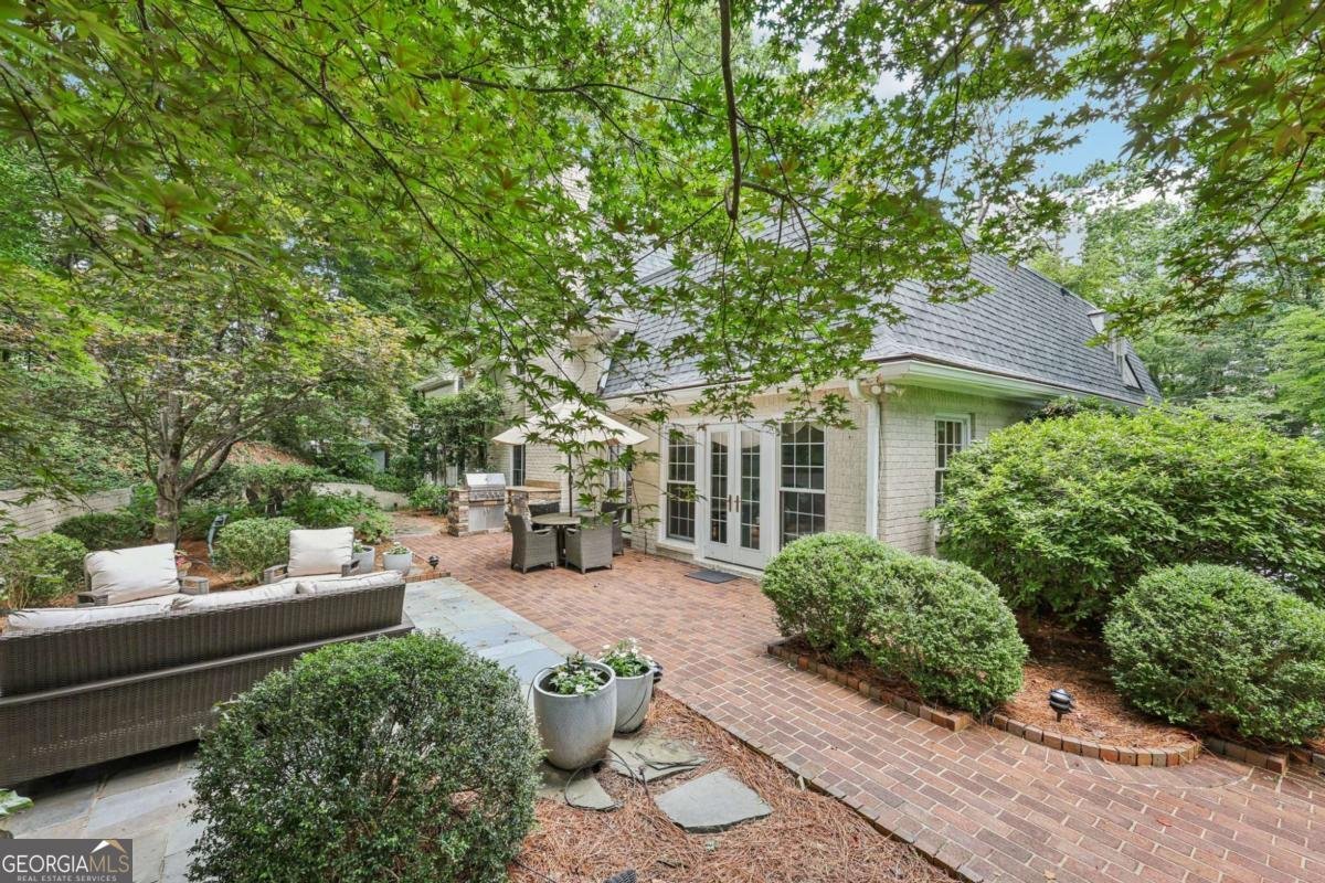 1382 Wesley Road Atlanta - 8