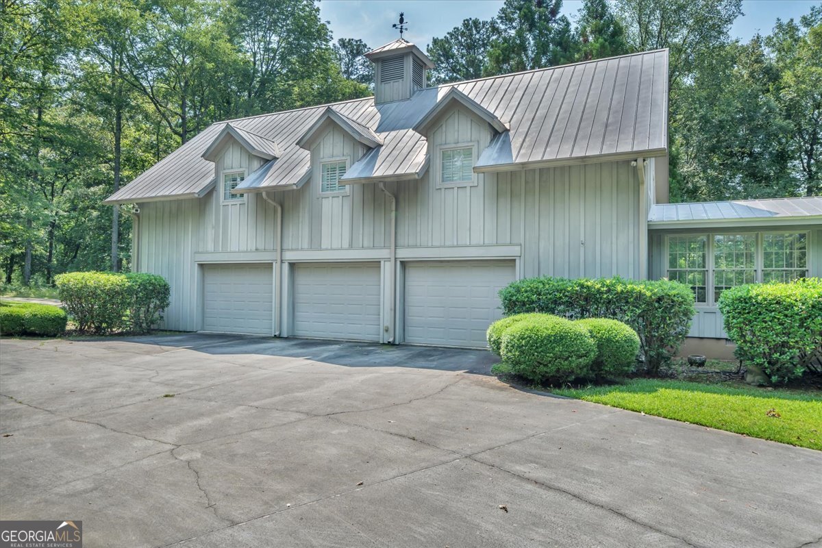 322 Riverbend Court Macon - 41