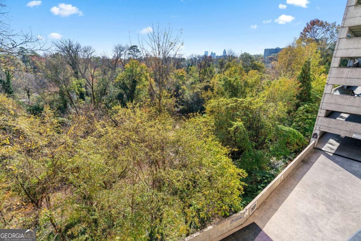 2277 Peachtree Road Atlanta - 16