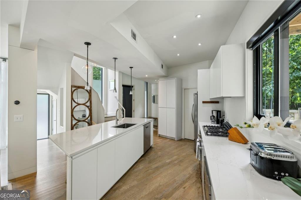 575 Highland Avenue Atlanta - 23