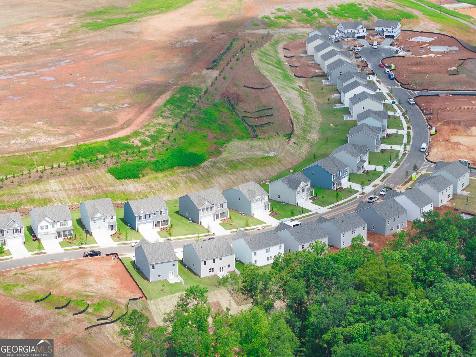 401 King Village Braselton - 11