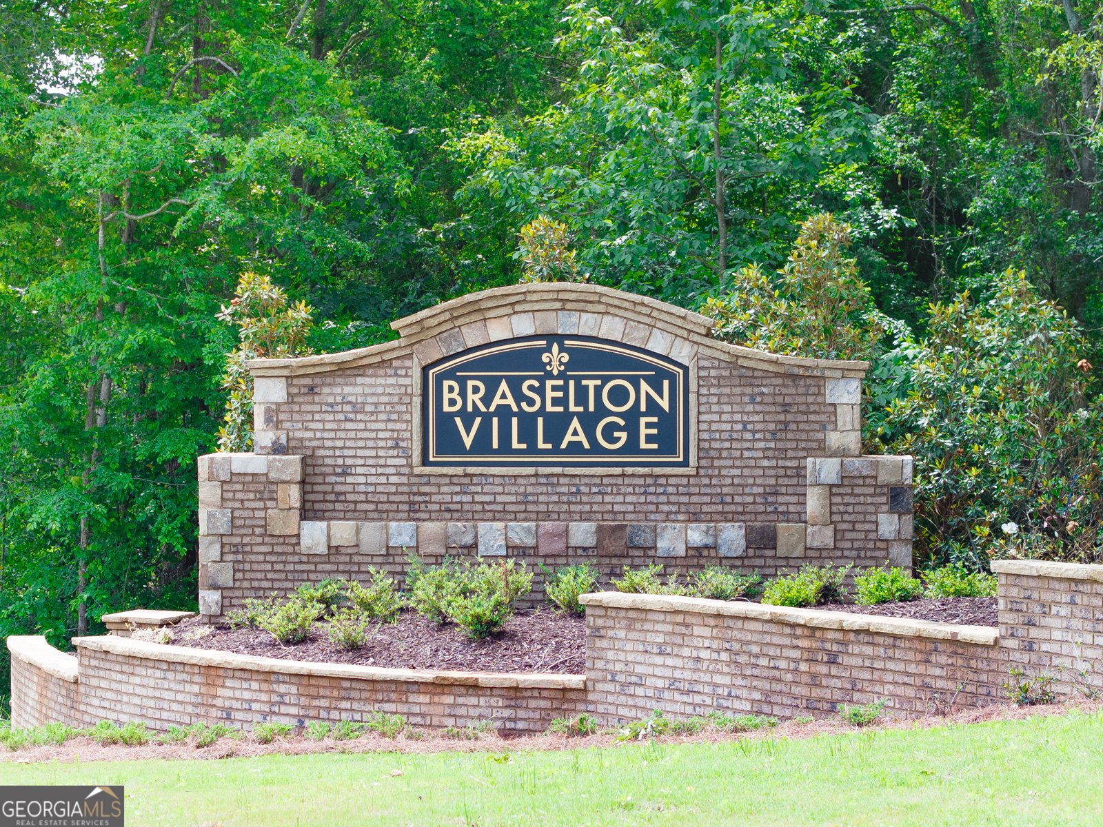 401 King Village Braselton - 74