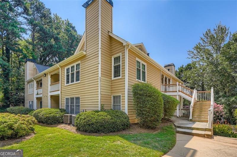 2801 VINEYARD Way Smyrna - 24