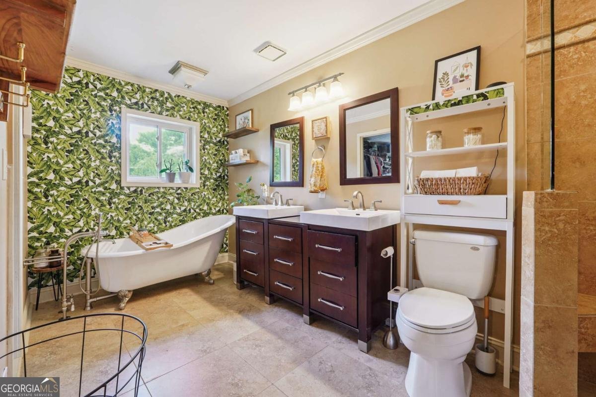 2412 CAMP MITCHELL Road Grayson - 16