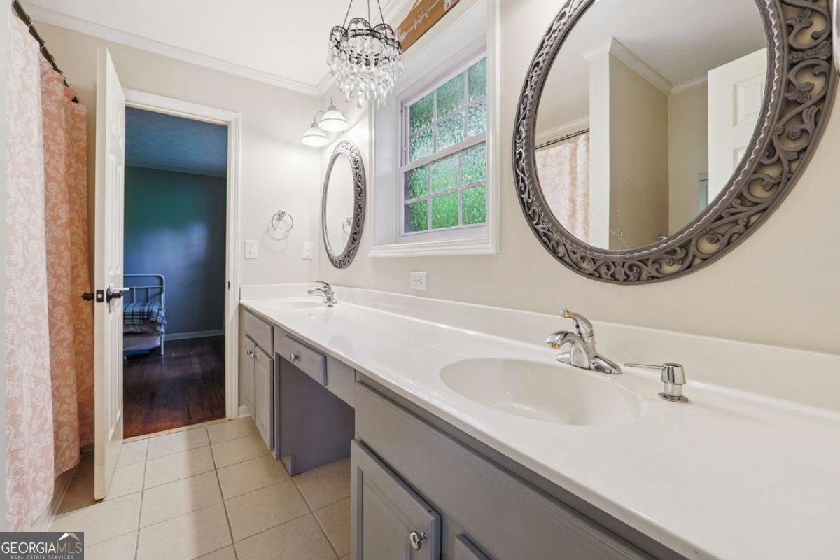 2412 CAMP MITCHELL Road Grayson - 20