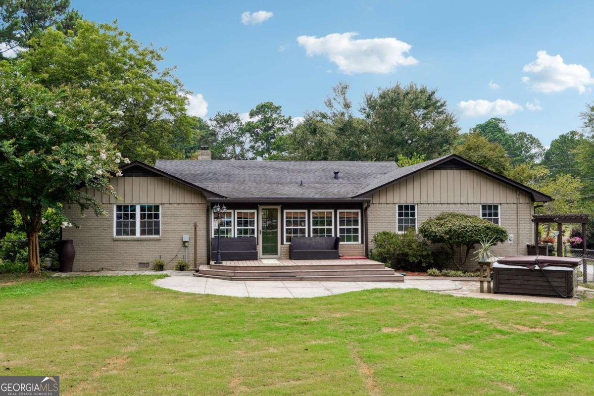 2412 CAMP MITCHELL Road Grayson - 34