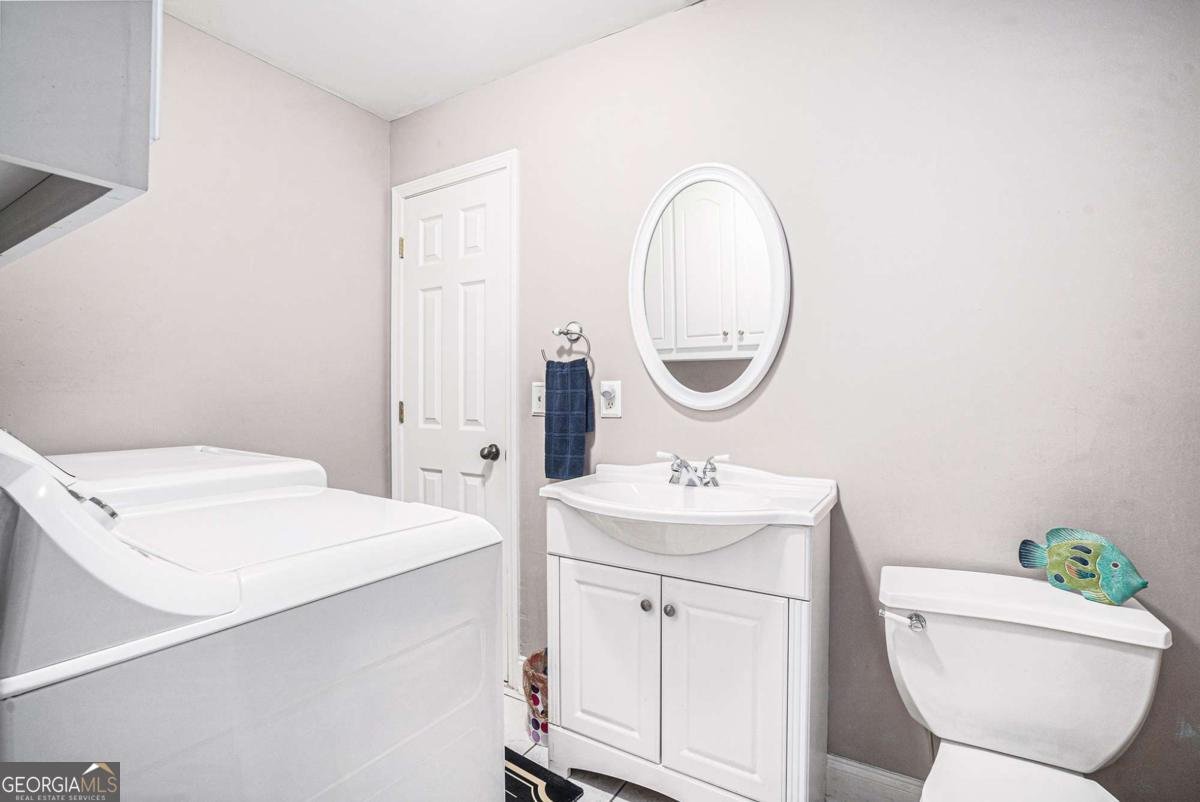 7009 Memory Lane Loganville - 10
