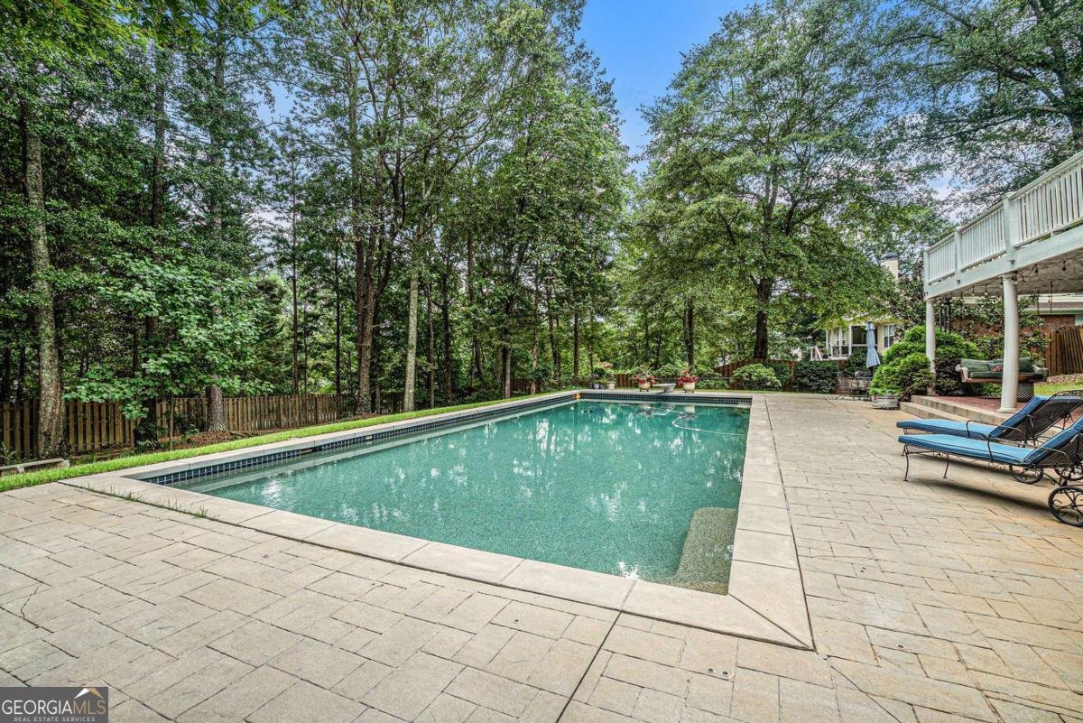 7009 Memory Lane Loganville - 32