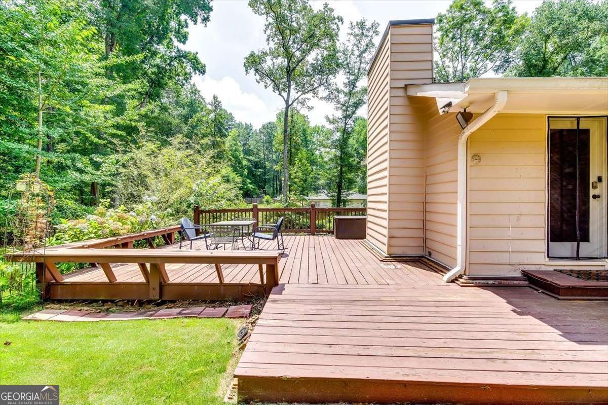 1398 Branchwood Drive Snellville - 30