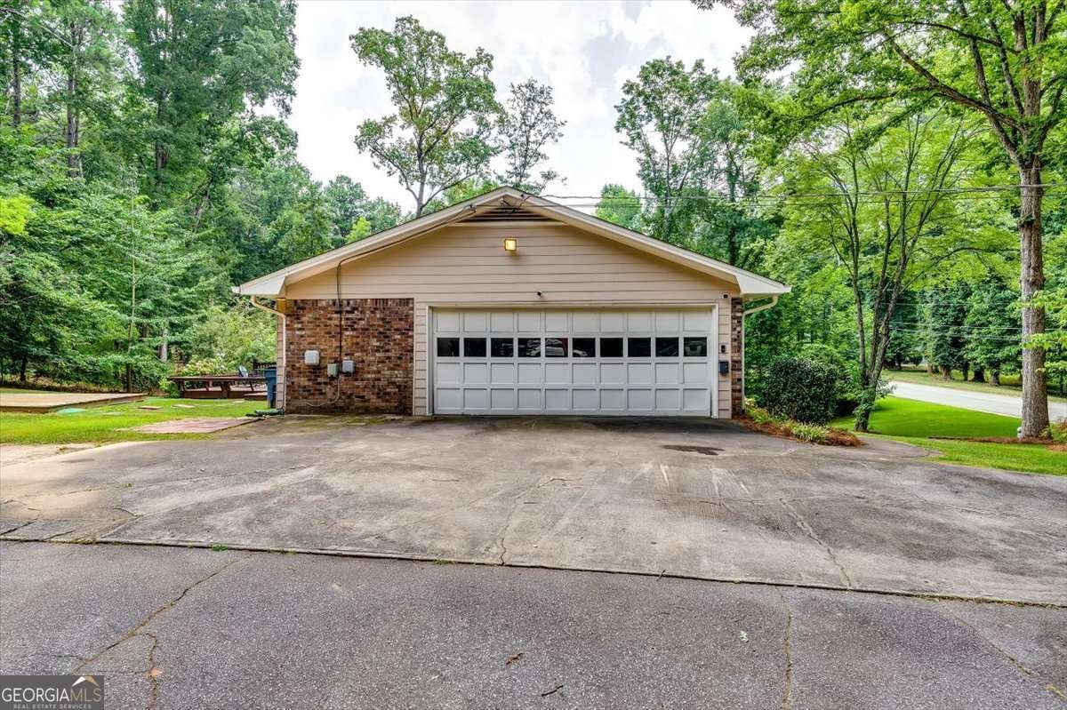 1398 Branchwood Drive Snellville - 31