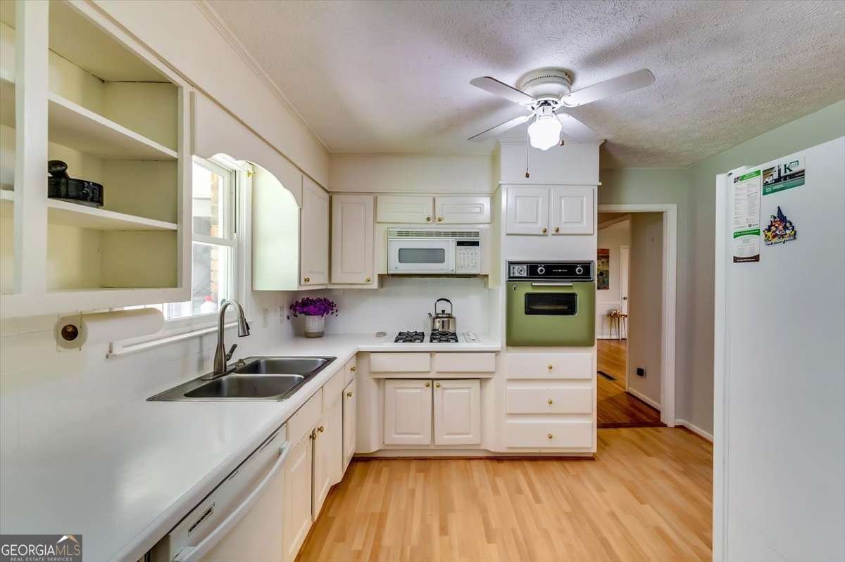 1398 Branchwood Drive Snellville - 7
