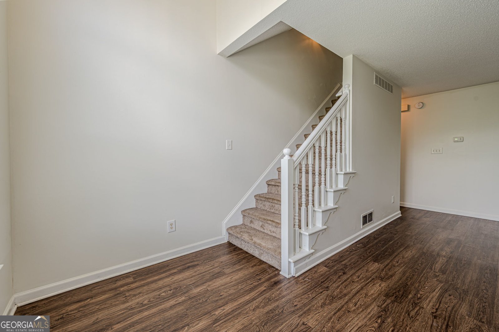 301 Kensley Drive Dallas - 13