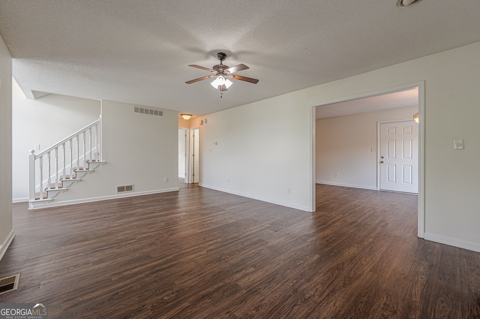 301 Kensley Drive Dallas - 16