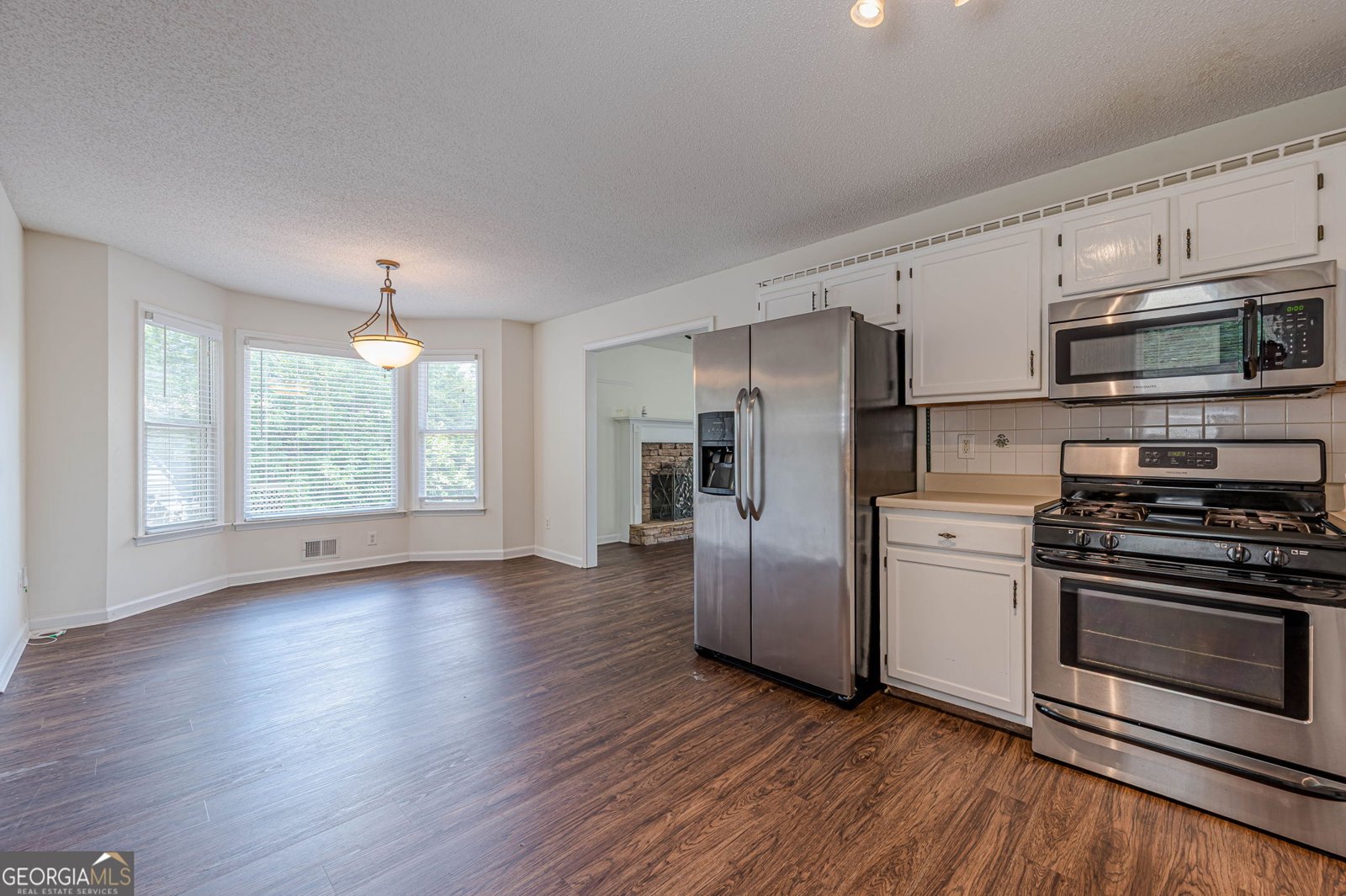 301 Kensley Drive Dallas - 22