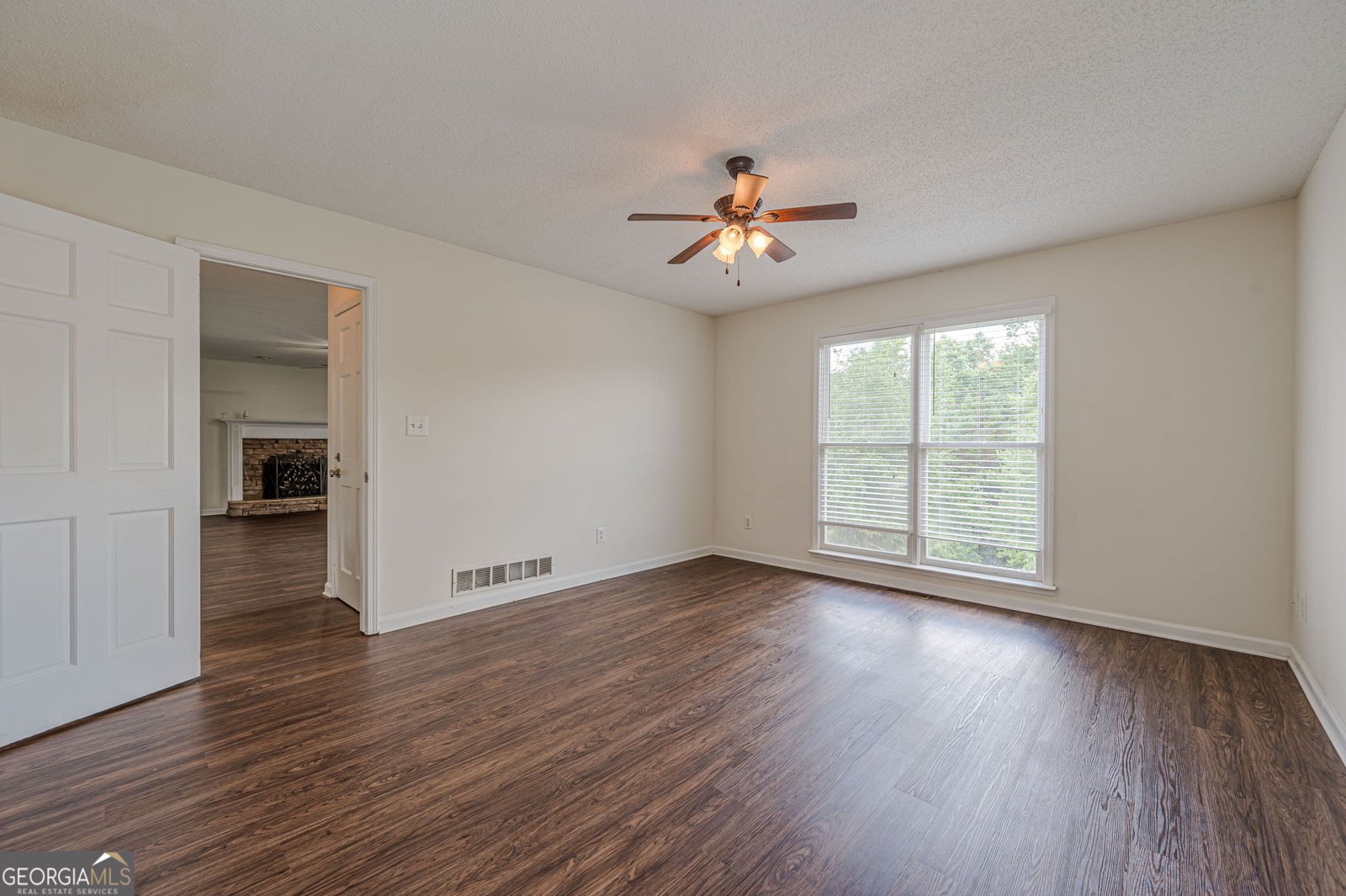 301 Kensley Drive Dallas - 26