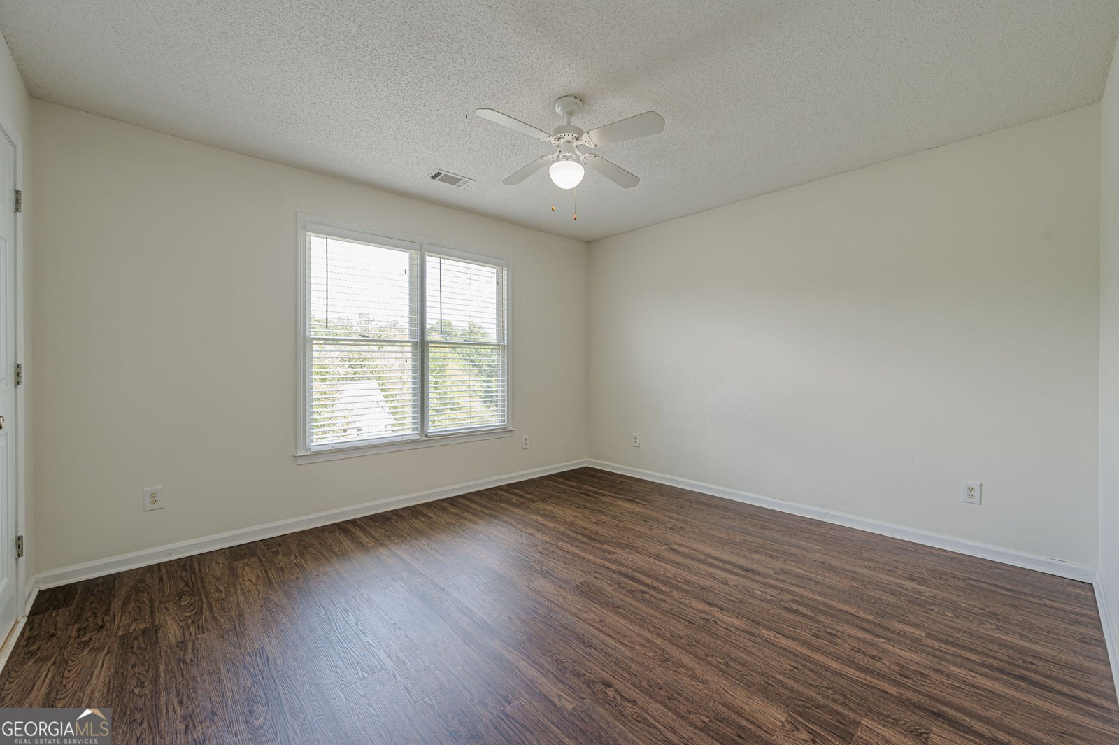 301 Kensley Drive Dallas - 31