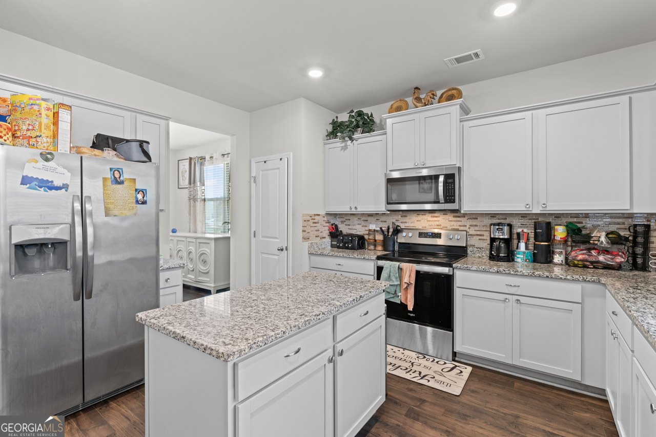 11614 Hathaway Drive Hampton - 12