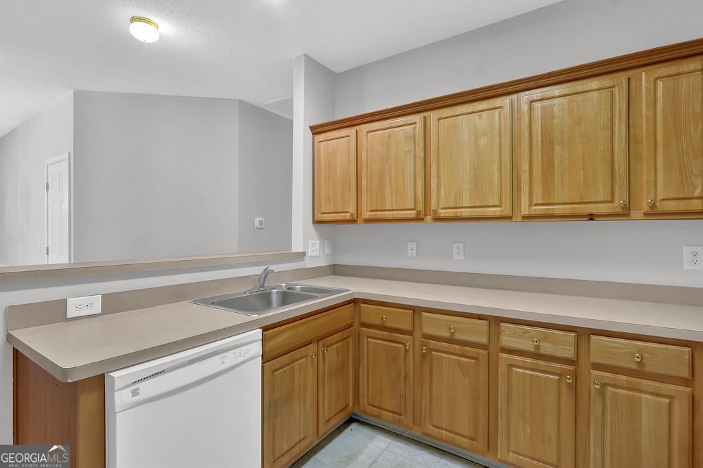 124 Camry Lane Grayson - 16