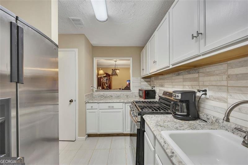 1305 Wynnes Ridge Circle Marietta - 10