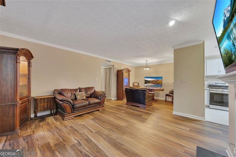 1305 Wynnes Ridge Circle Marietta - 13