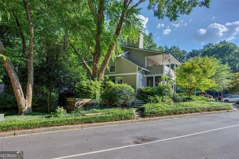 1305 Wynnes Ridge Circle Marietta - 33