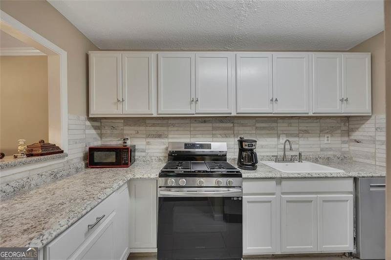 1305 Wynnes Ridge Circle Marietta - 8
