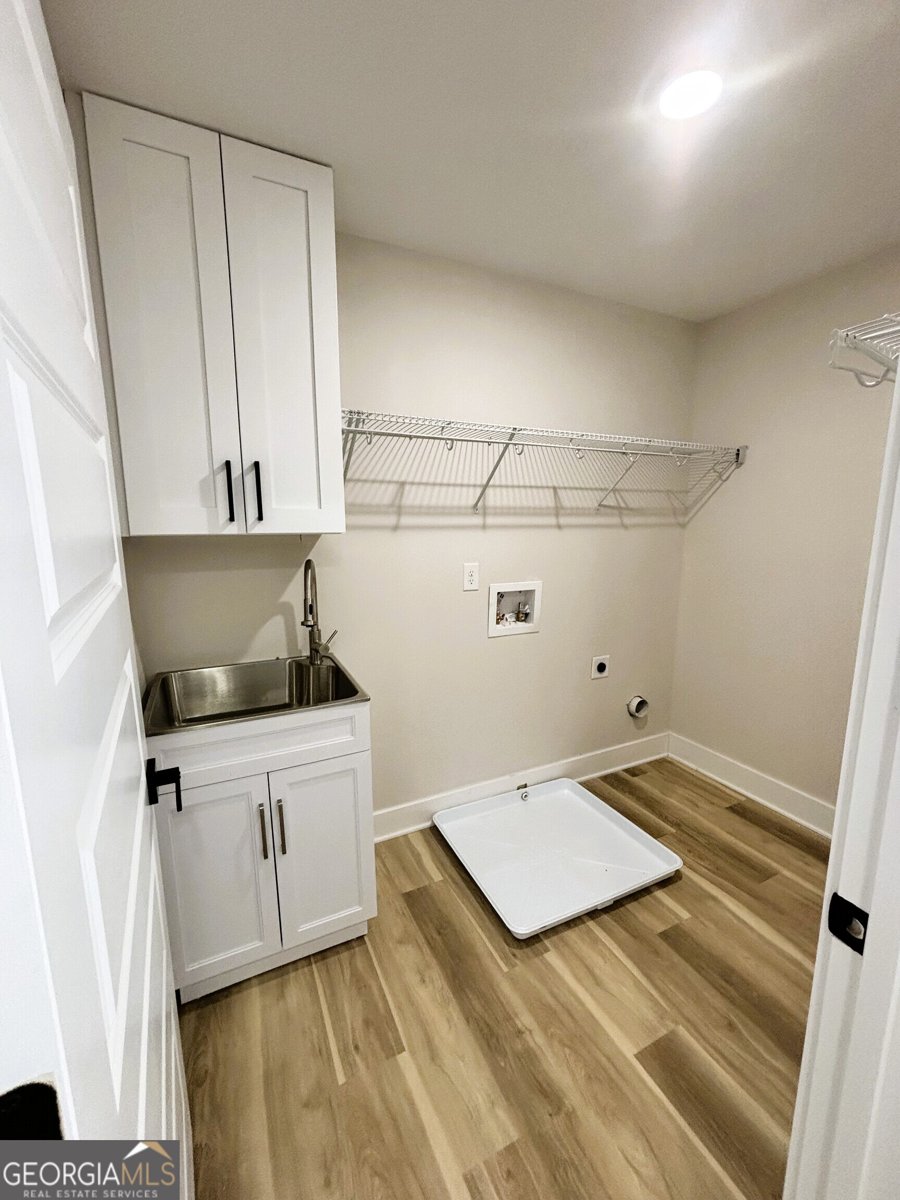 405 Norman Court Hampton - 18
