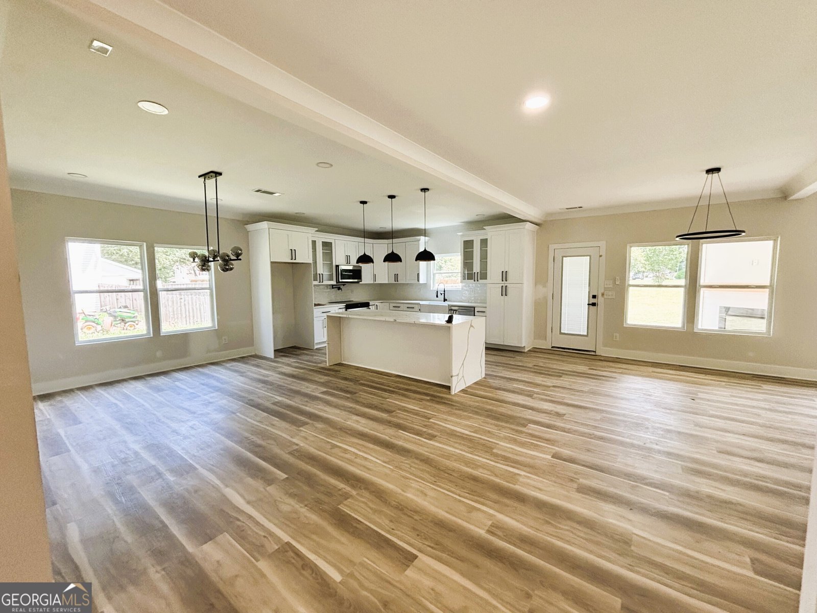 405 Norman Court Hampton - 7